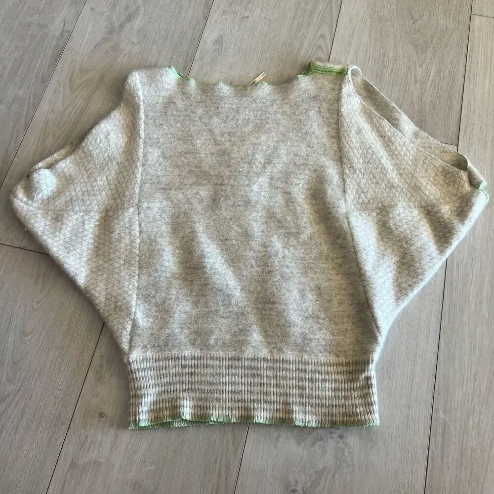 Free people sweater top size M